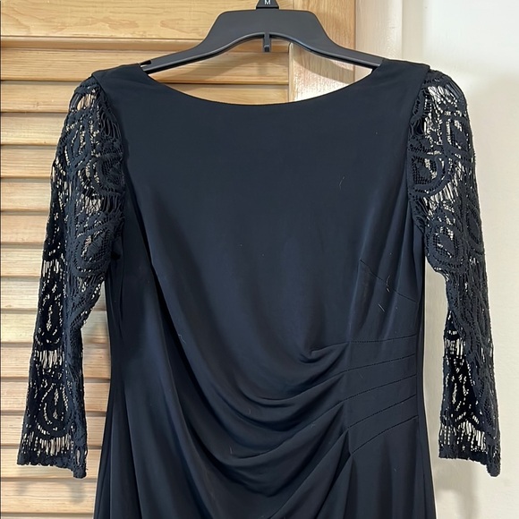 Jessica Howard Dresses & Skirts - Elegant Black Lace Sleeve Dress Jessica Howard 6p